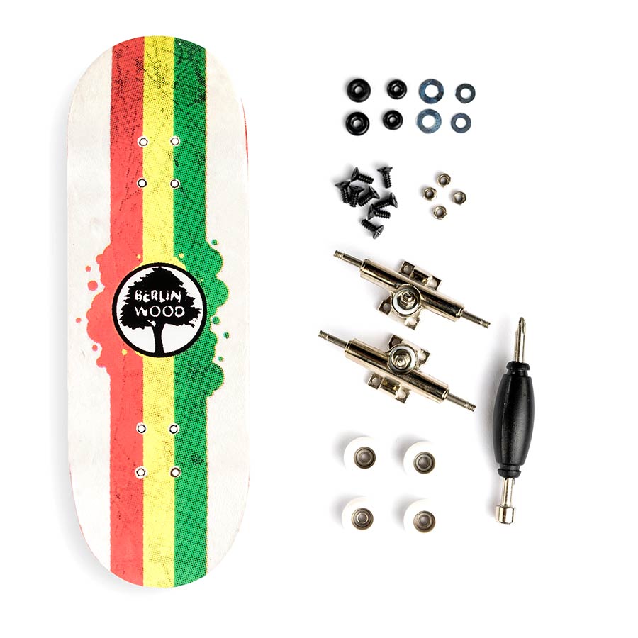 Berlinwood Advanced Complete Fingerboard - Rasta Rally