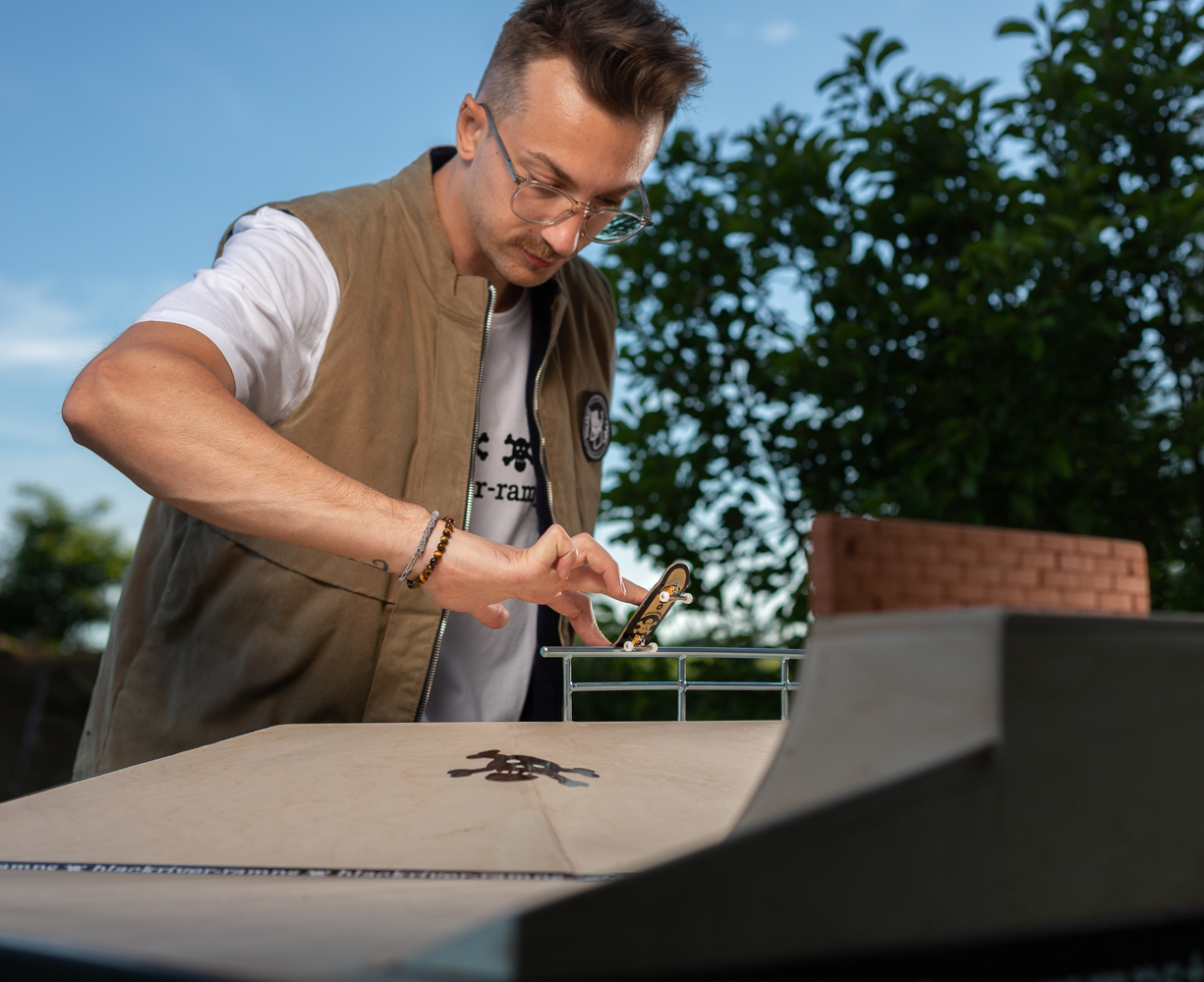 Plywood, Wood, Finger, Person, Man