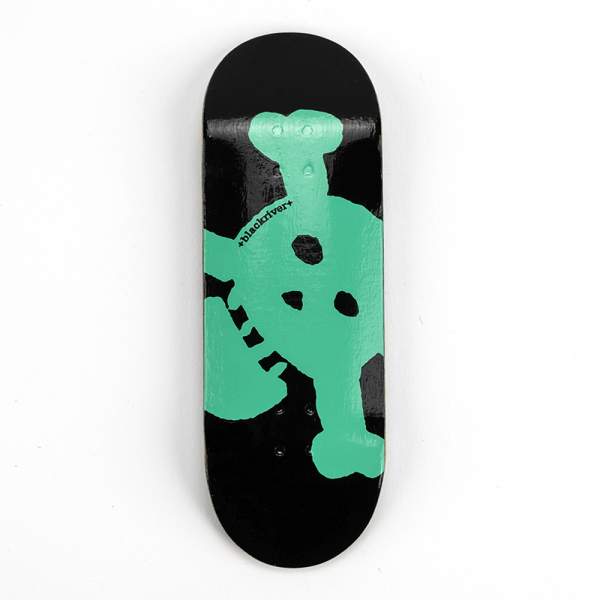 Blackriver Fingerboard &quot;New Skull&quot; Neon Turquoise